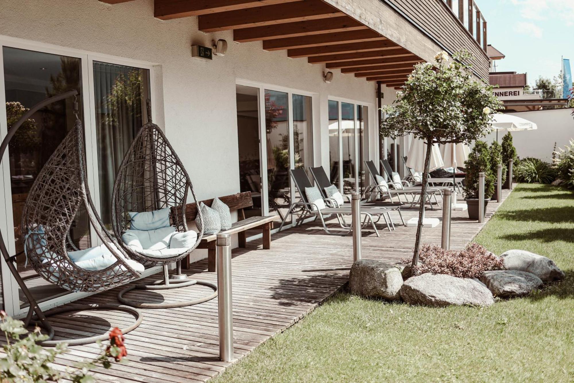 Hotel St. Georg Zum See Maurach  Exterior photo
